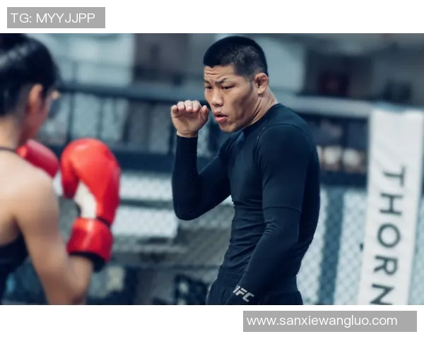 李军专访：从青涩少年到篮球传奇的奋斗与成长历程回顾